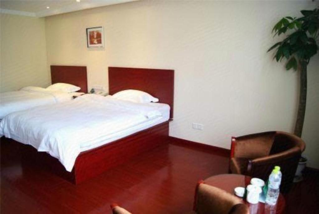 Greentree Inn Taiyuan Pingyang Road Business Hotel Exterior photo